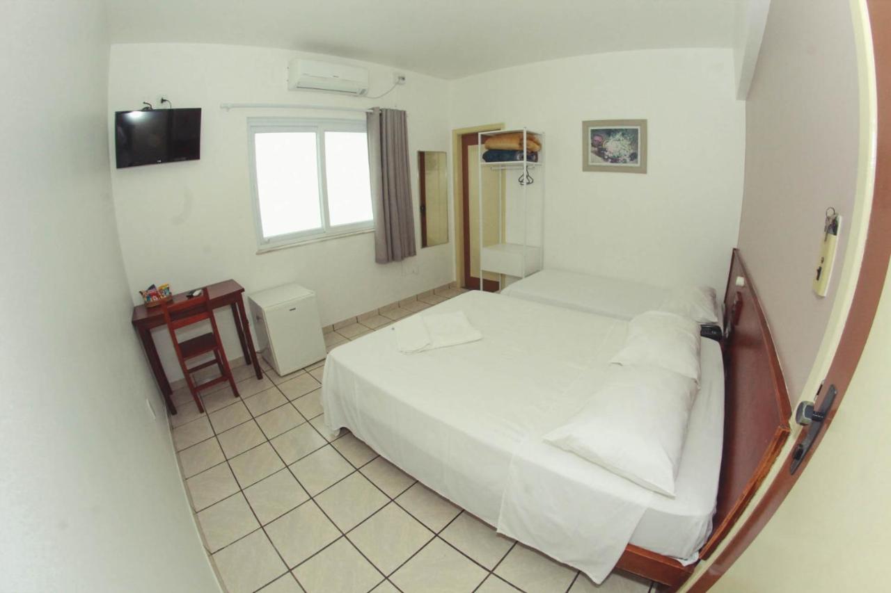 Alpha Ville Hotel Assis Bagian luar foto